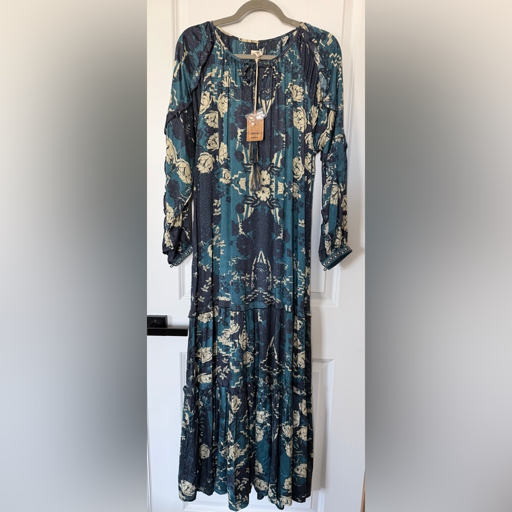 NATURAL LIFE Floral Maxi Dress in Teal and Cream